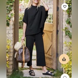 Black Ankle Cropped Jumpsuit with Fitted Bodice